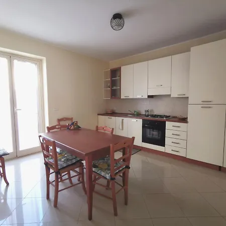 Casa Elegante Con Terrazzino In Centro Paese * SantʼAgata di Militello